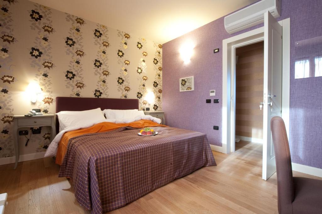 Hotel Locanda Stendhal コロルノ 部屋 写真