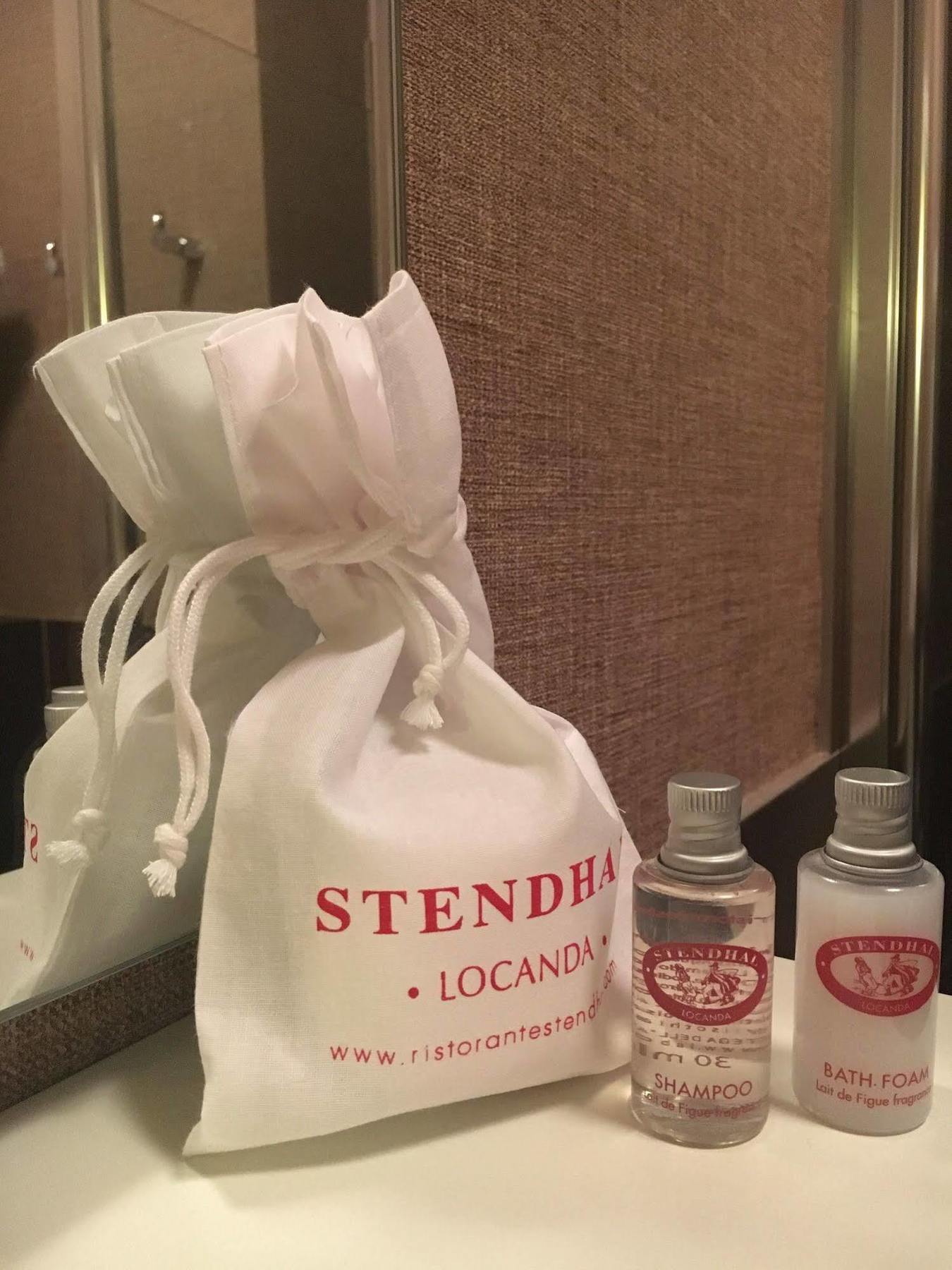 Hotel Locanda Stendhal コロルノ エクステリア 写真
